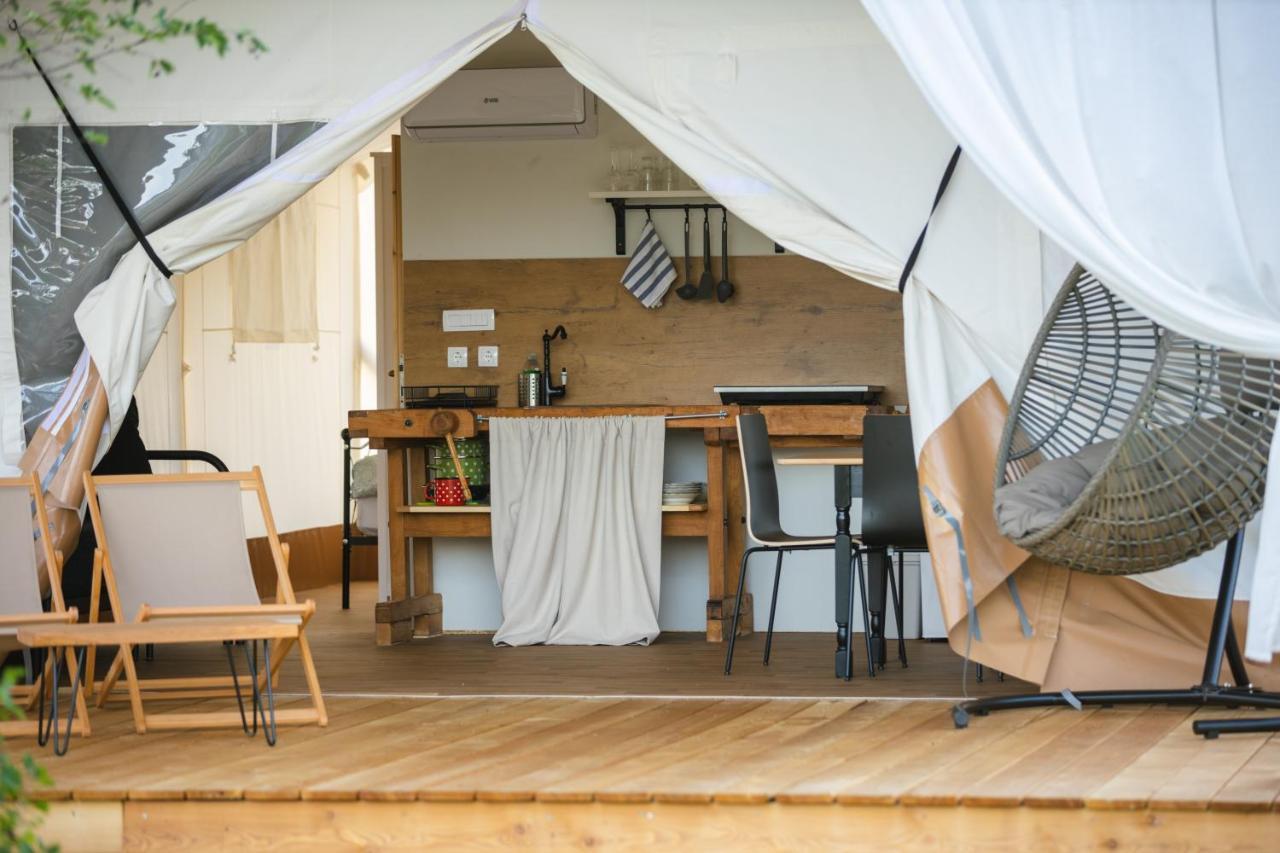 Glamping Kolpa Resort Gradac Luaran gambar
