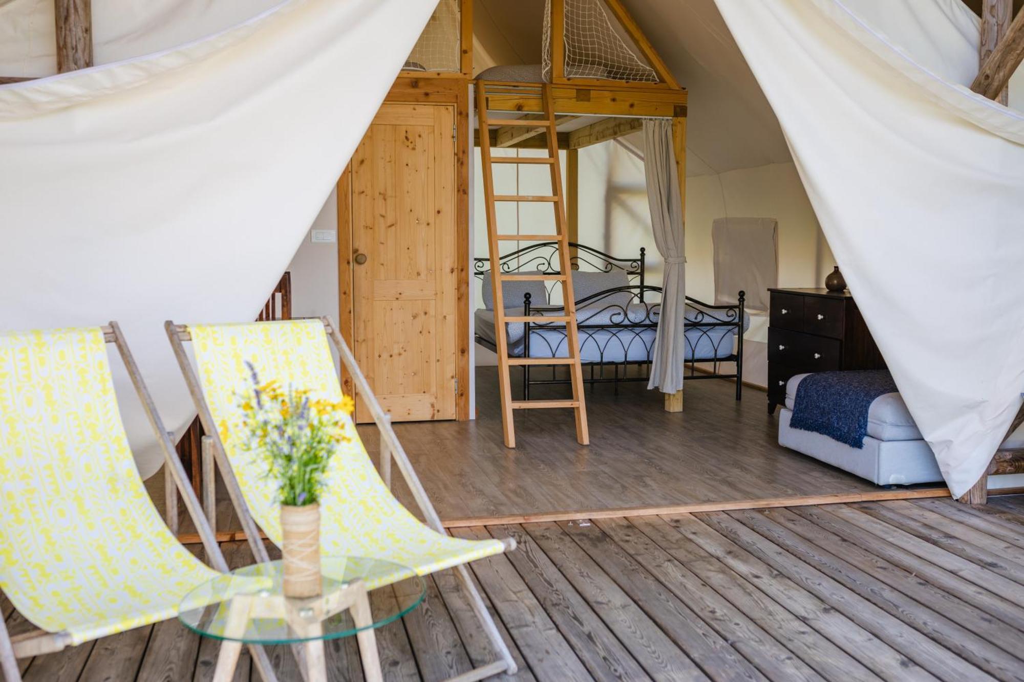 Glamping Kolpa Resort Gradac Luaran gambar