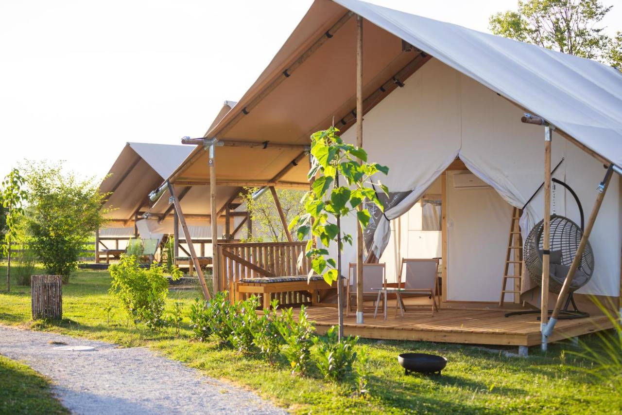 Glamping Kolpa Resort Gradac Luaran gambar