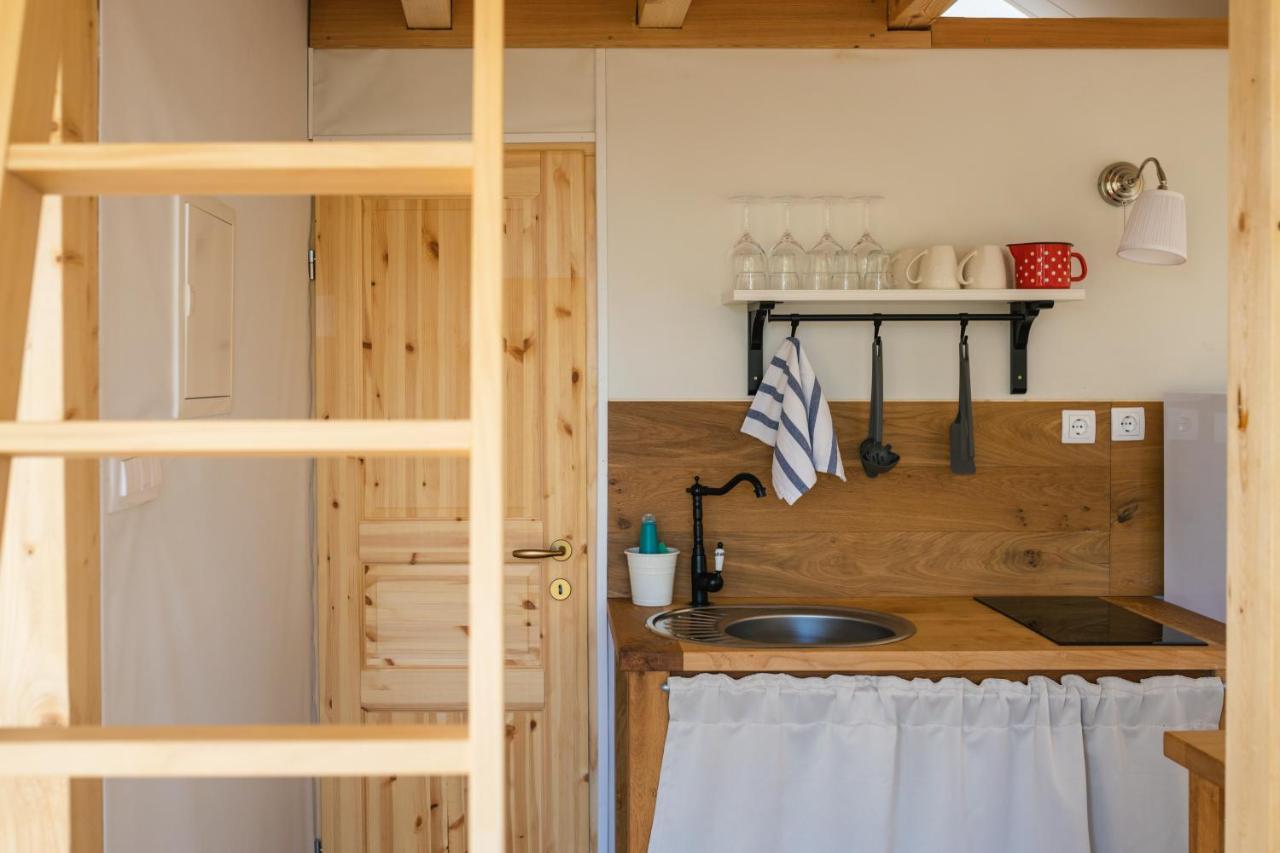 Glamping Kolpa Resort Gradac Luaran gambar