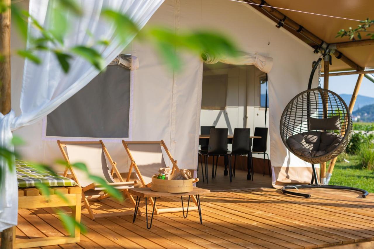 Glamping Kolpa Resort Gradac Luaran gambar