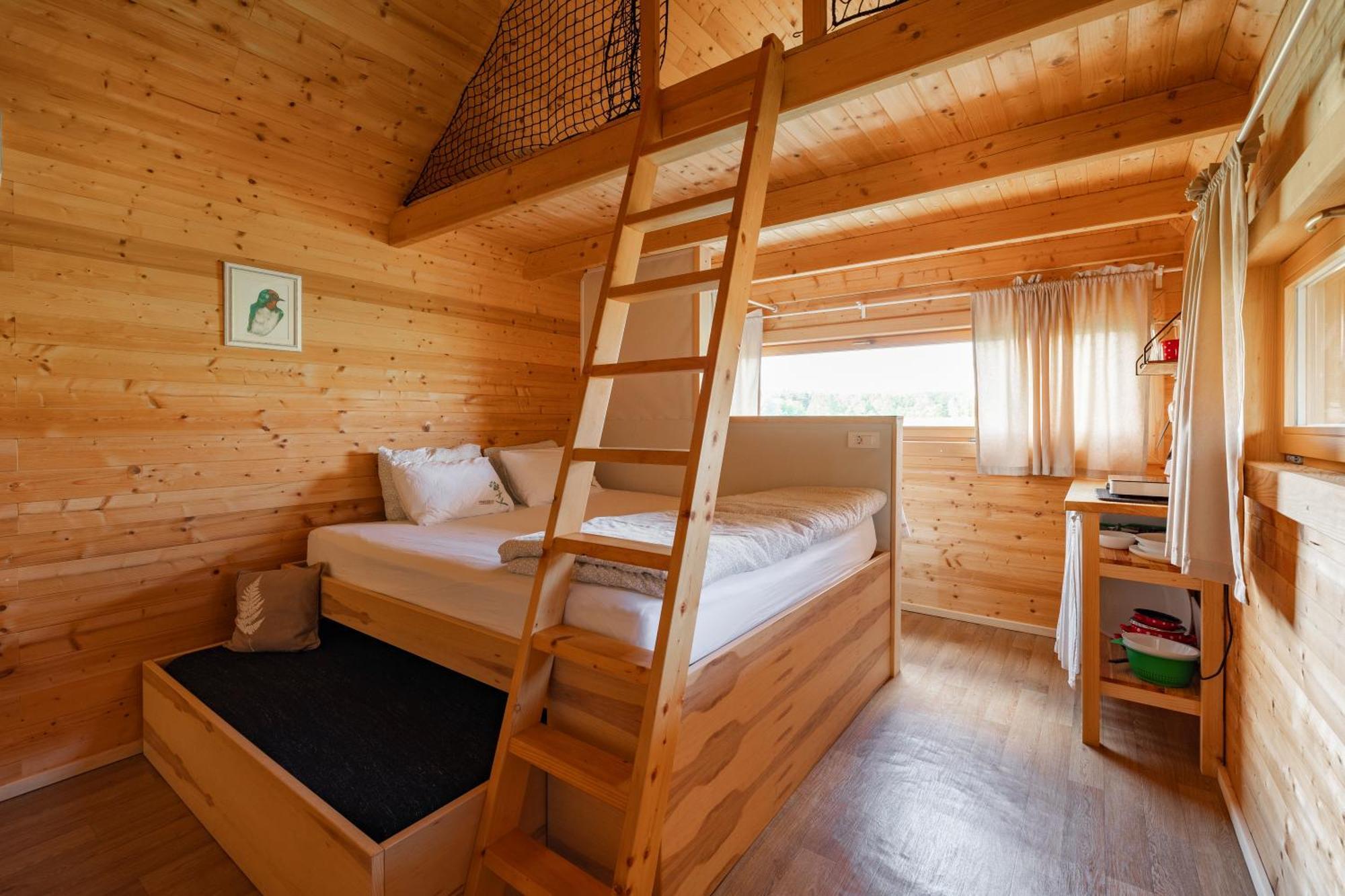 Glamping Kolpa Resort Gradac Luaran gambar