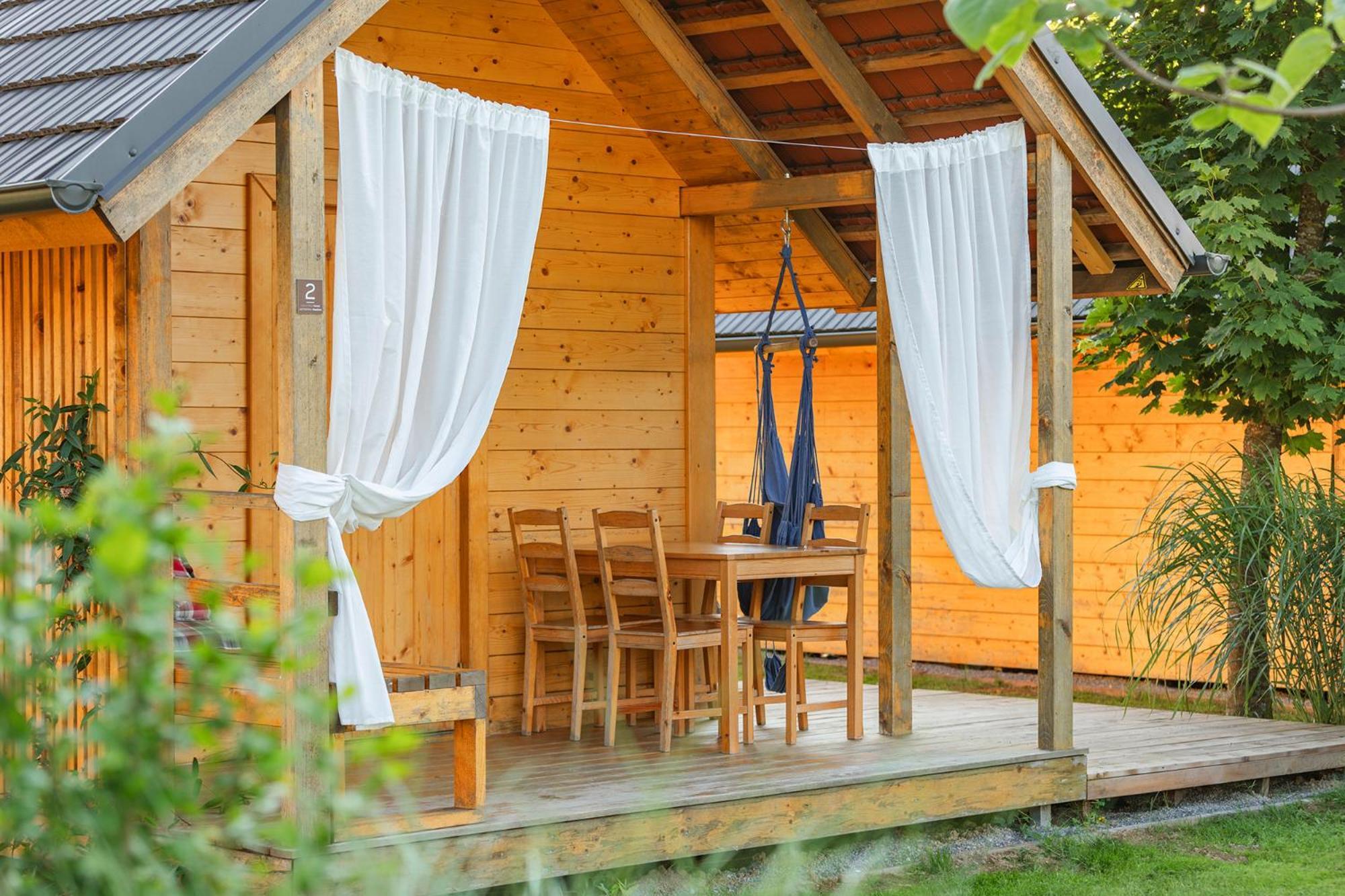 Glamping Kolpa Resort Gradac Luaran gambar